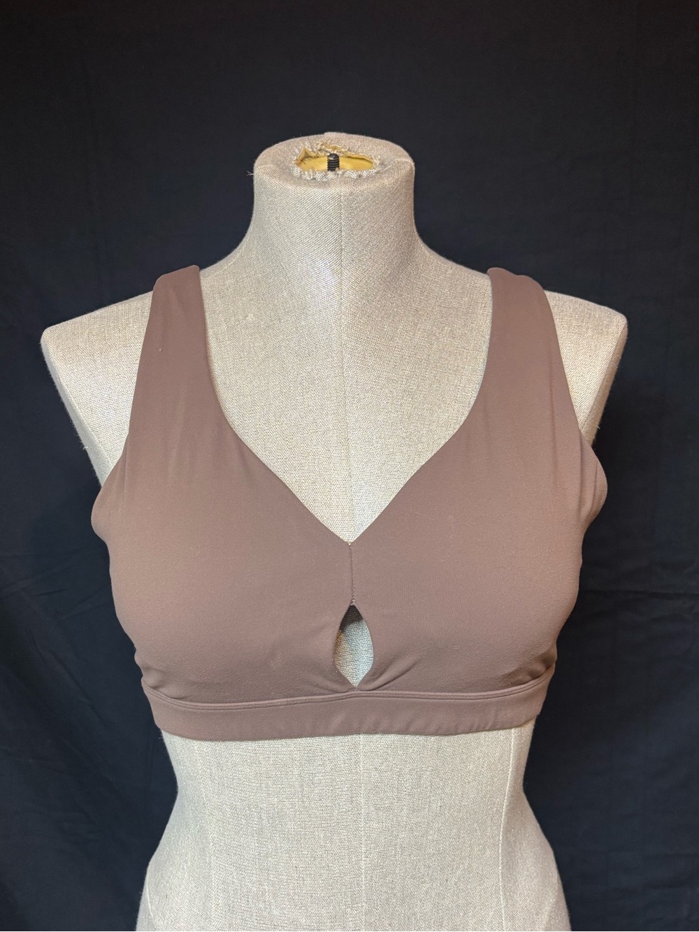 Seamless V-Neck Bralette with Front Keyhole - Brown
